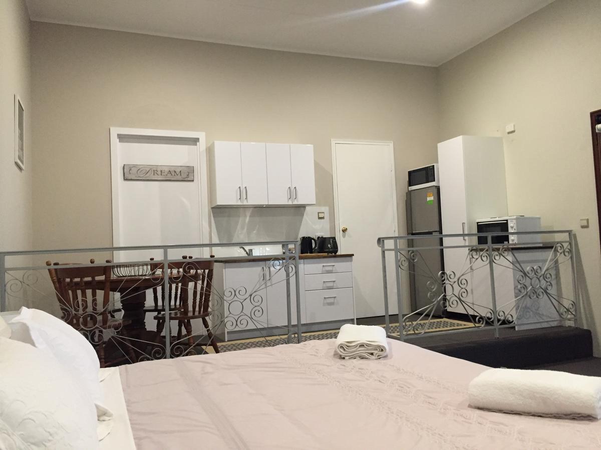 Fairway Manor Accommodation Northam Εξωτερικό φωτογραφία